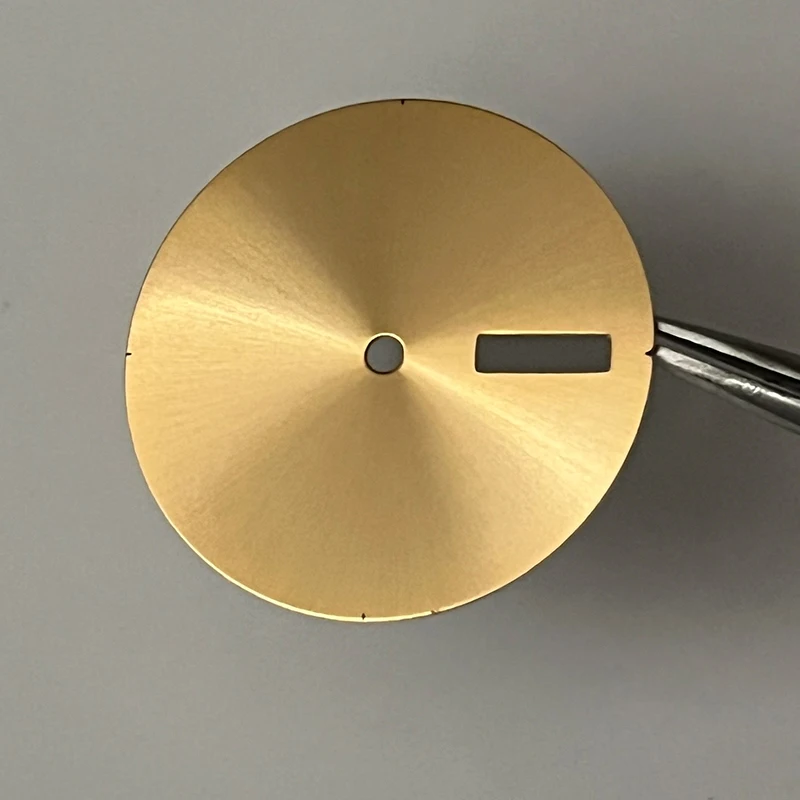 

Sun Pattern Dual Calendar 28.5MM Dial Suitable For NH35 And NH36 Japanese Movements Watch Parts Replacement For NH35 Dial