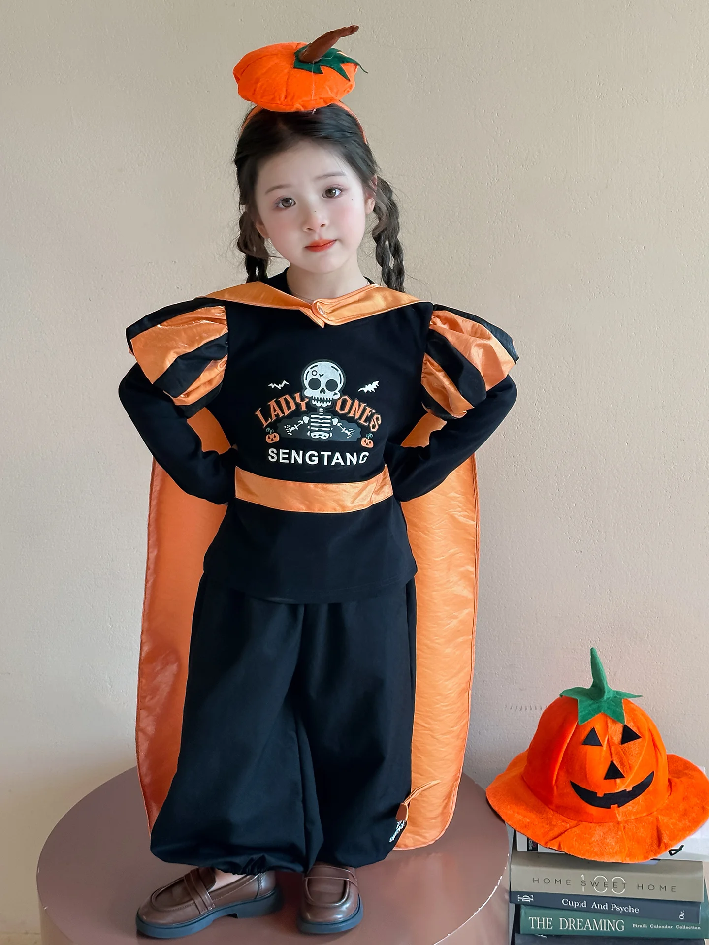 

Детский костюм ведьмы на Хэллоуин, комплект халата для девочек, накидка, футболка, наряд для выступлений, длинный свеч, теплый круглый Ne