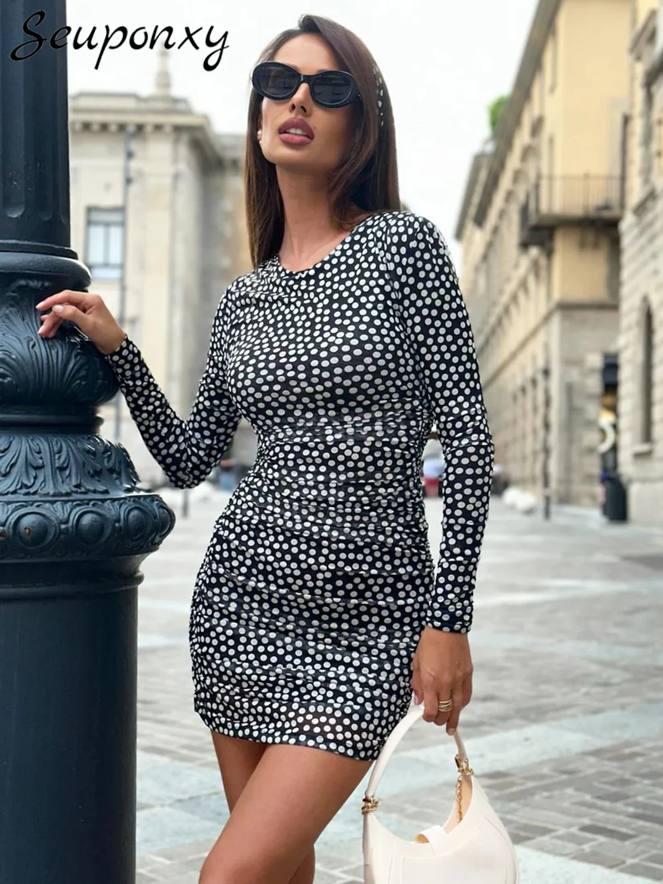 

High Quality Women'S Sexy O-Neck Long Sleeved Fashion Polka Dot Mesh Pleated Mini Dress Elegant Celebrity Party Dress Vestidos