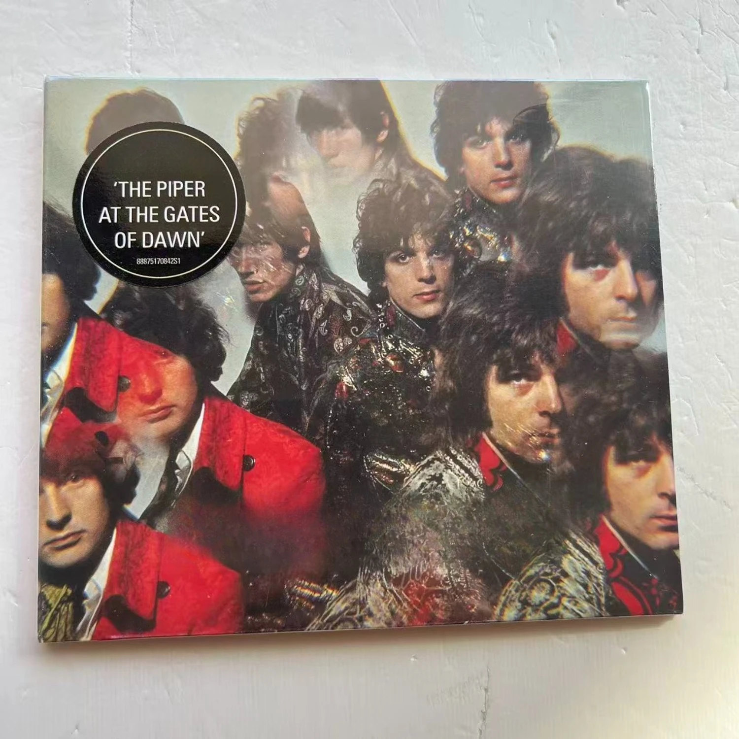 CD The Piper At The Gates of Dawn, rock psicodélico y progresivo de los años 60 con arreglos experimentales y melodías oníricas