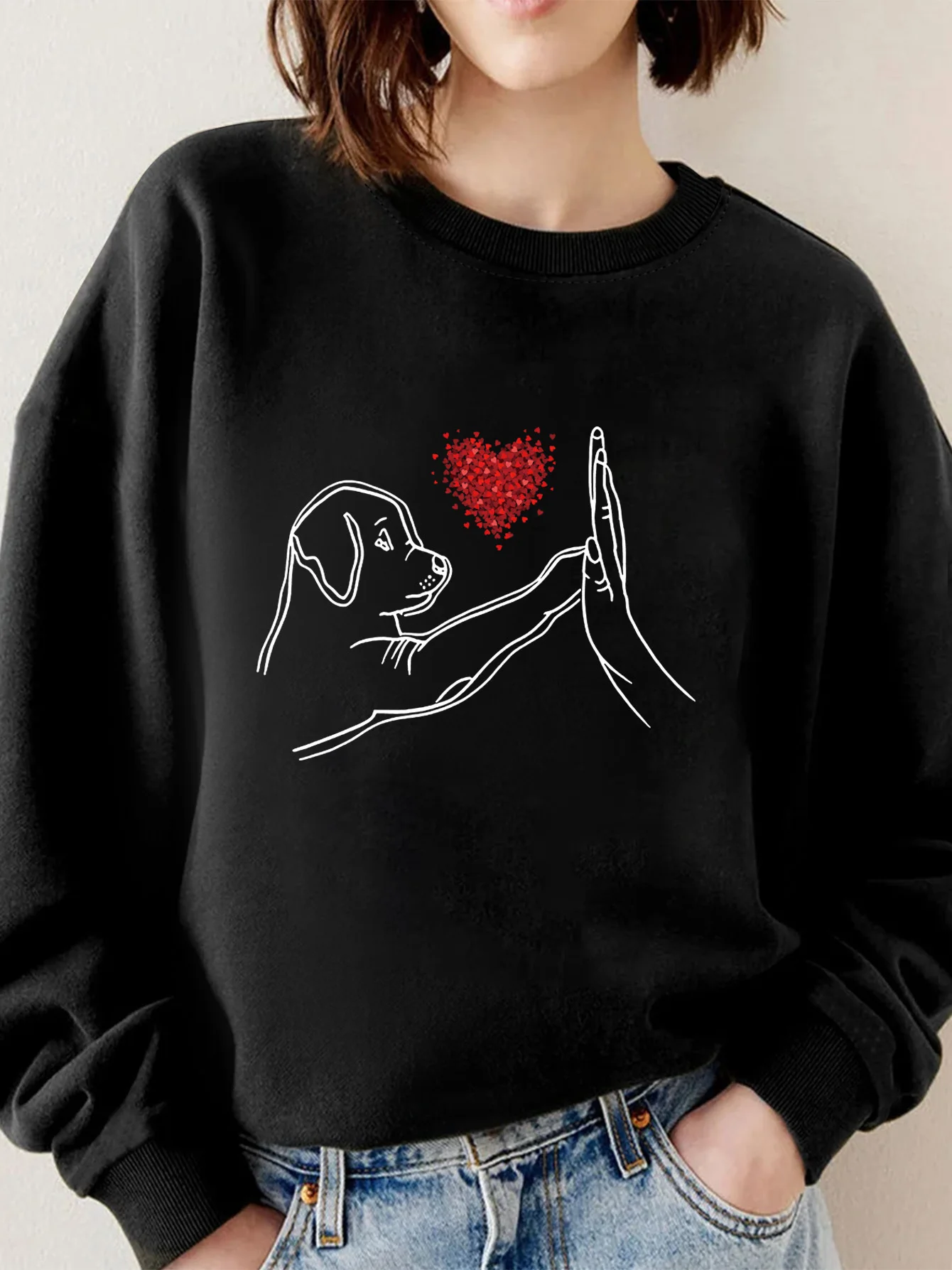 Women\'s loose black round neck sweatshirt  autumn and winter large sizeh plush  comfortble cute dog