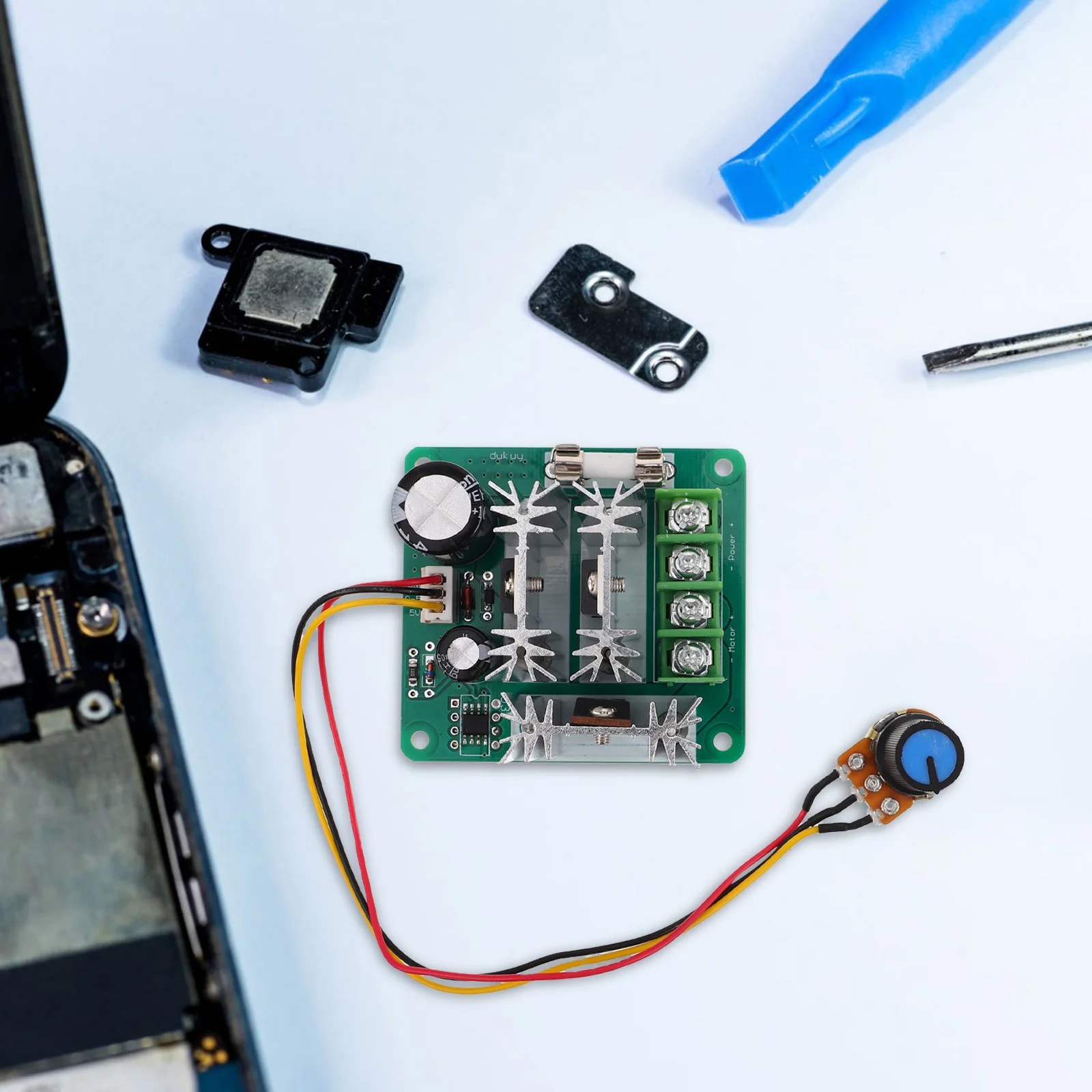 قابل للتعديل وحدة تحكم في سرعة محرك التيار المستمر توريد السيارات حماية التيار العالي الجهد المنظم أجزاء التدفئة تبريد المحرك