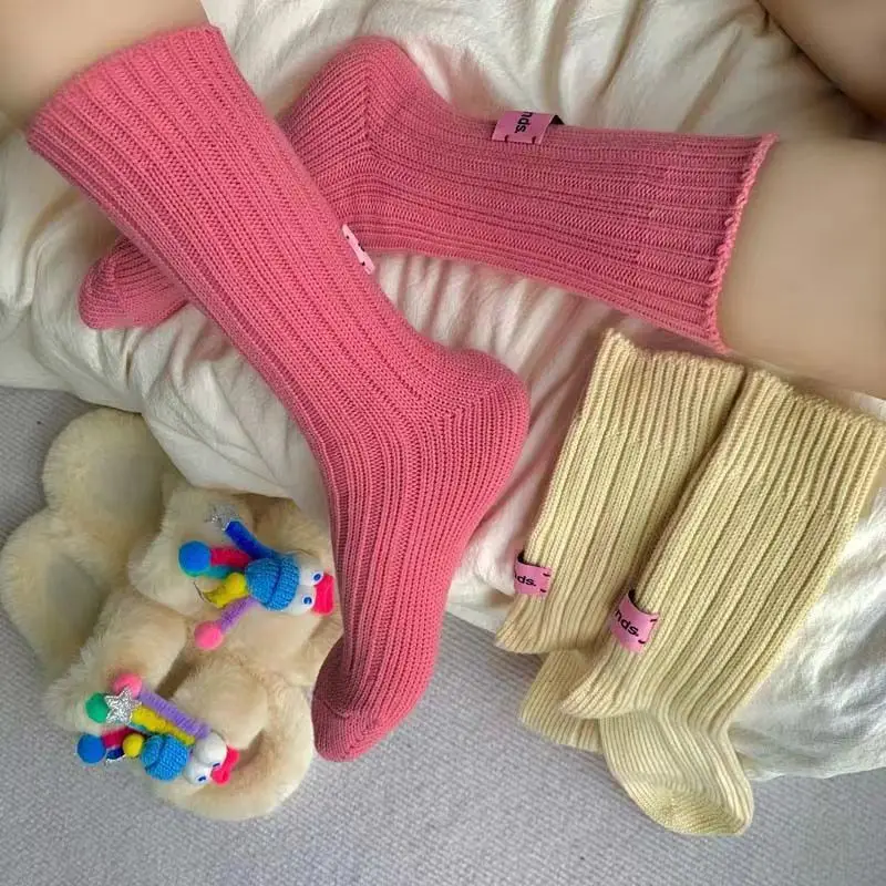 Koreanische Nadel Dicken Faden Gestrickte Mittelrohr Socken Baumwolle Japanische Rosa Label Paare SolidColor Socken Mid-rohr Warme Hause socke – Detail 2