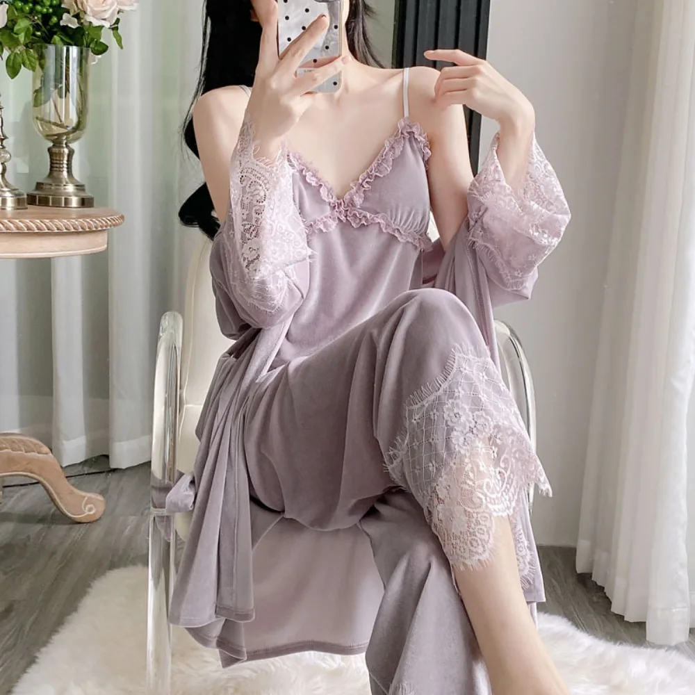 

Gold velvet three-piece pajamas set, autumn and winter lace nightgown, sexy home wear with chest pad