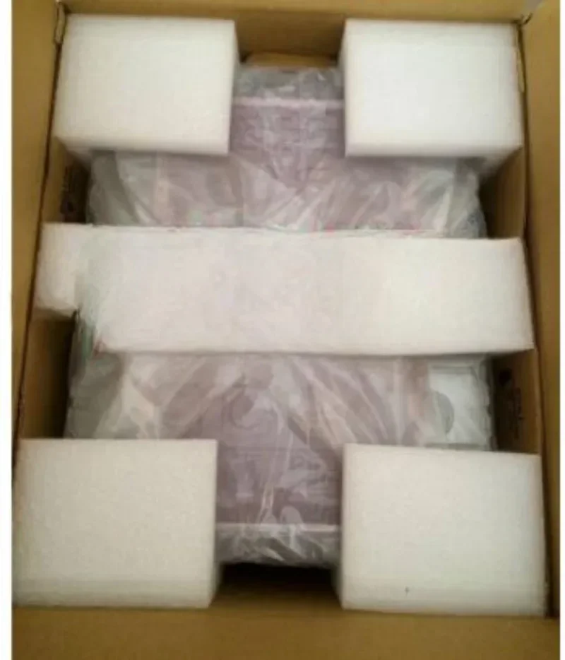 

G121AGE-L03, 12.1 inch 800*600 contrast 1500:1