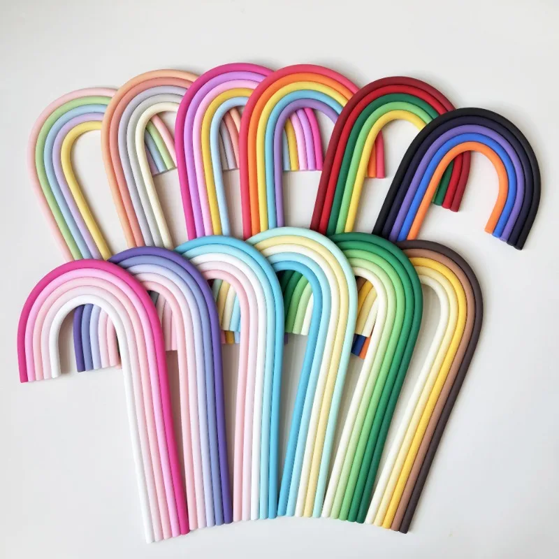 Viral Cartoon Animal Silicone Rainbow Decor: 3D Colorful Arch Cake Toppers for Ins Style Parties, Kids-Only Hot Selling Ornament