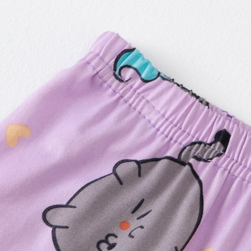 3-teiliges Set aus Sommer-Kurzarmshirts, Shorts und Hosen für Jungen und Mädchen, bunter, lässiger, bedruckter, süßer Anzug – Detail 11