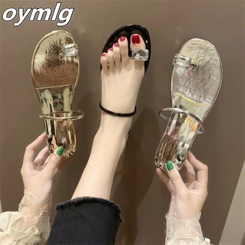 Wedge heel slippers for women with a sense of design Simple and advanced in summer 2023 Water diamond flat sandals