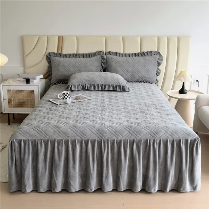 2025 New Milk Fleece Single Bed Skirt Solid Color Mattress Protector Thickened Warm Bedding Products, Without Pillowcase