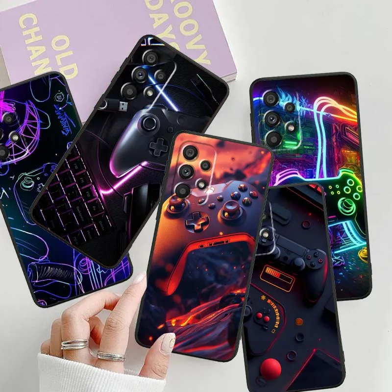 

Creative game controller For Samsung A41 A35 A34 A33 A32 A25 A24 A23 A21s A06 A05 A04 A03 Note 10 20 Ultra 5G Black Phone Case