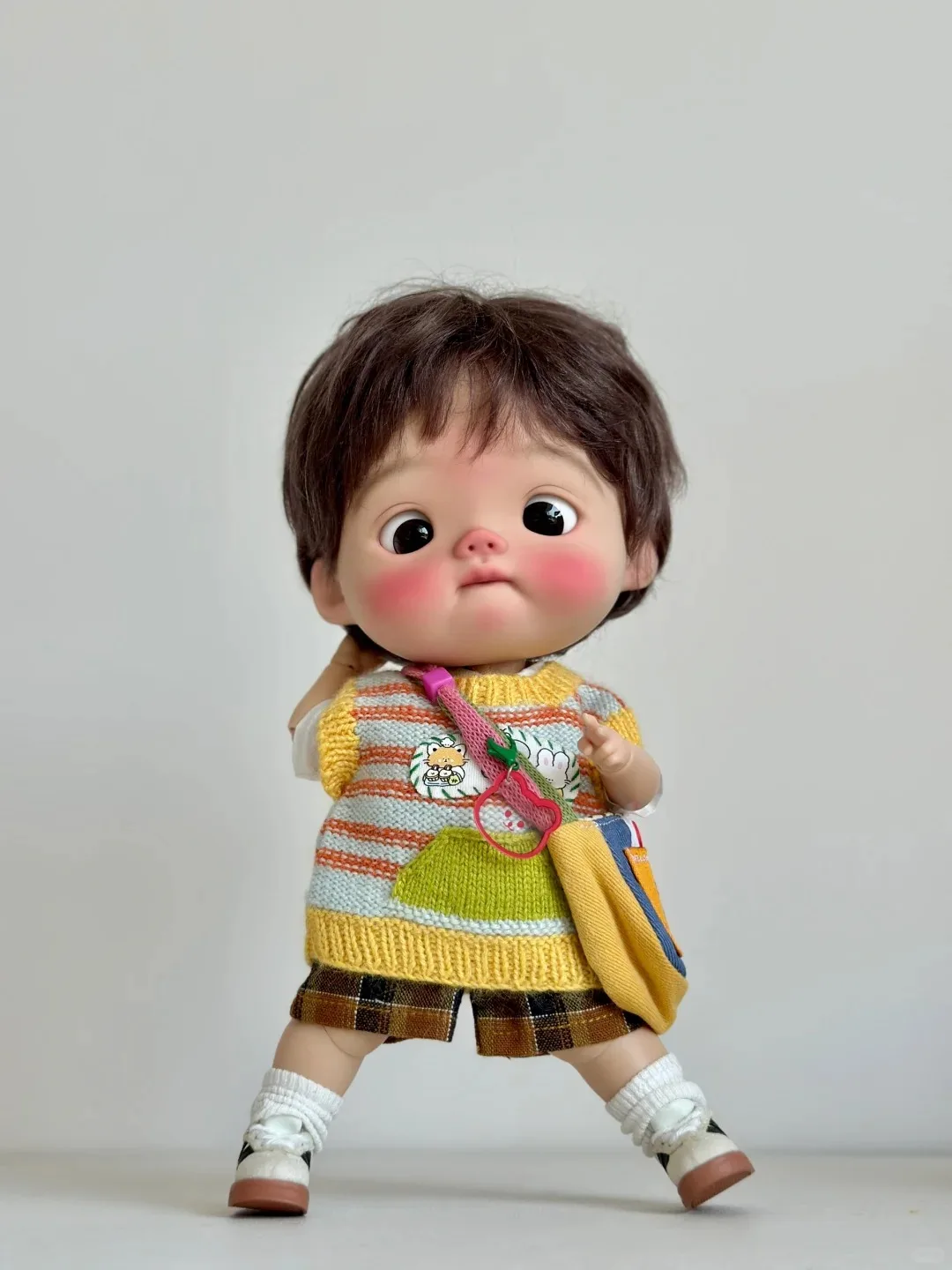 New bjd sd doll 1/6 25cm diandian Girl Big head electric resin material, makeup free nude shipping
