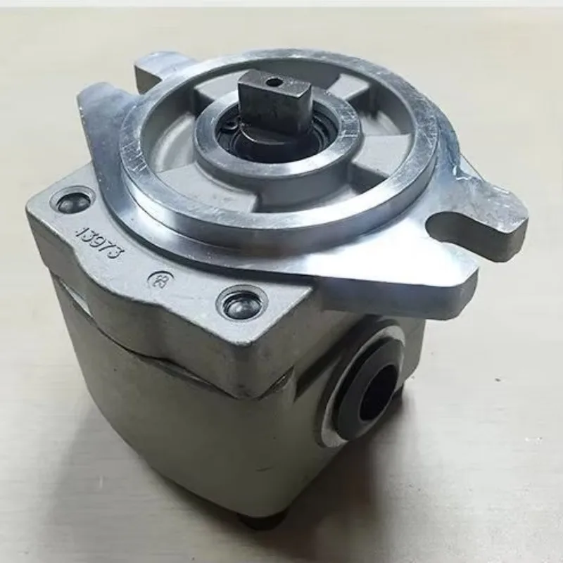 

For Kawasaki K3V140DT Hydraulic Pump Main Oil Pump For Hyundai/Lingong Excavators