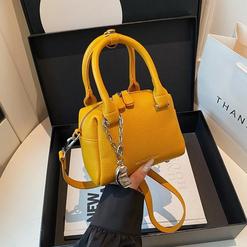 

Classic Vintage Crossbody Bag For Ladies Crafted From Quality Leather With A Trendy Commuter Feel