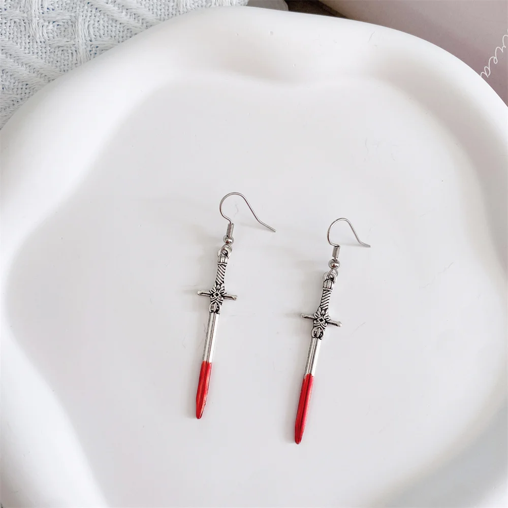القوطية هالوين السيف الطويل الصليب القلب نازف النفط الدم وصمة عار سيدة الموضة الفاخرة المعادن الأذن هوك مهرجان مجوهرات اكسسوارات #4