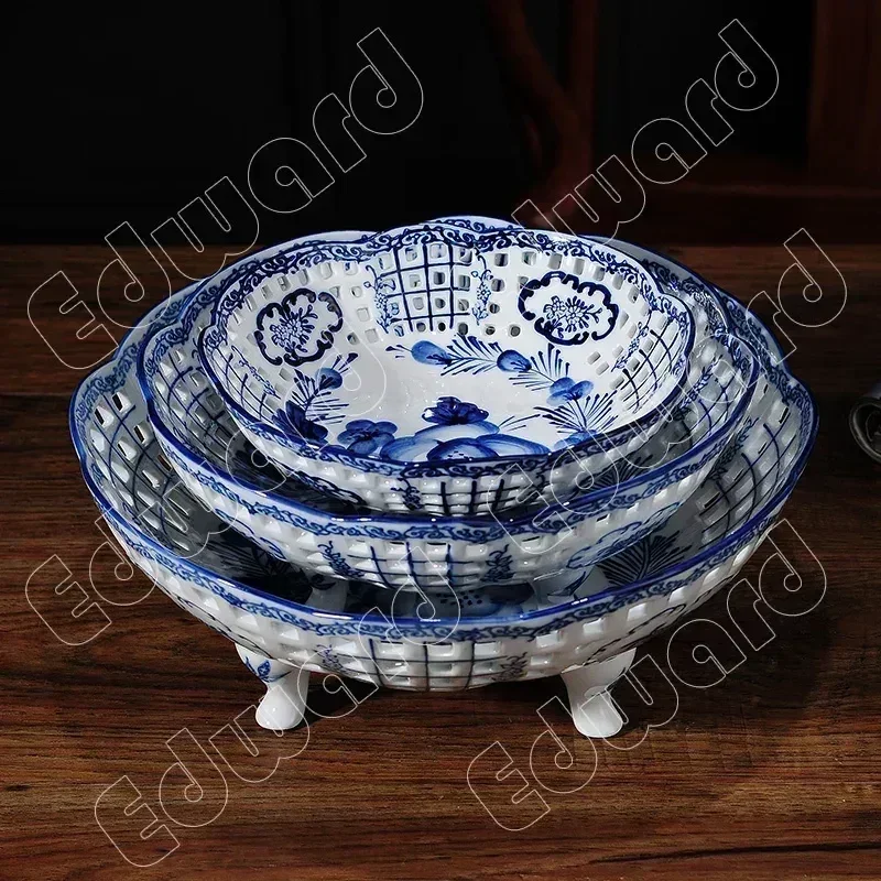 Dinner Plates Storage Tray Blue and White Ceramic Plates Hollowed Out Hand-painted Dinner Plates Creative Household Use Trays