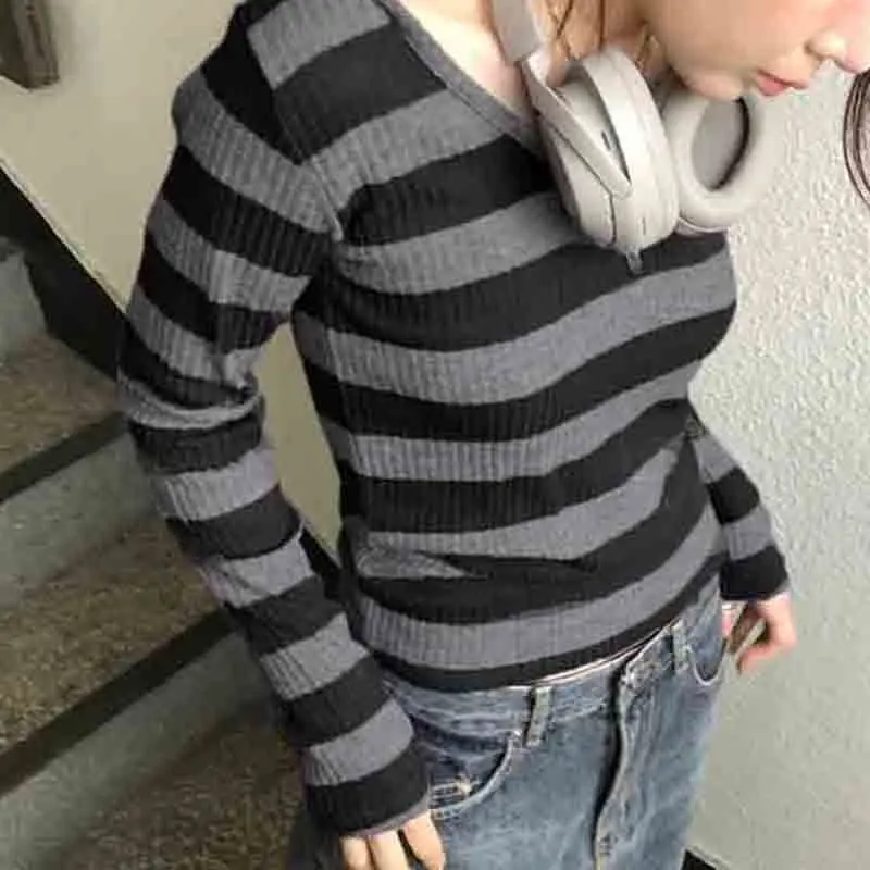 

Onalippa 2025 New European American Basic Striped Pit Knit Top Retro Casual Simple Versatile Slimming Hooded T-shirt Women