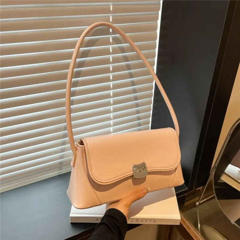 

Unique Leisure Business Backpack Women's Luxury Diaper Bag Elegant Leather Large Capacity Minimalist Casual Shoulder