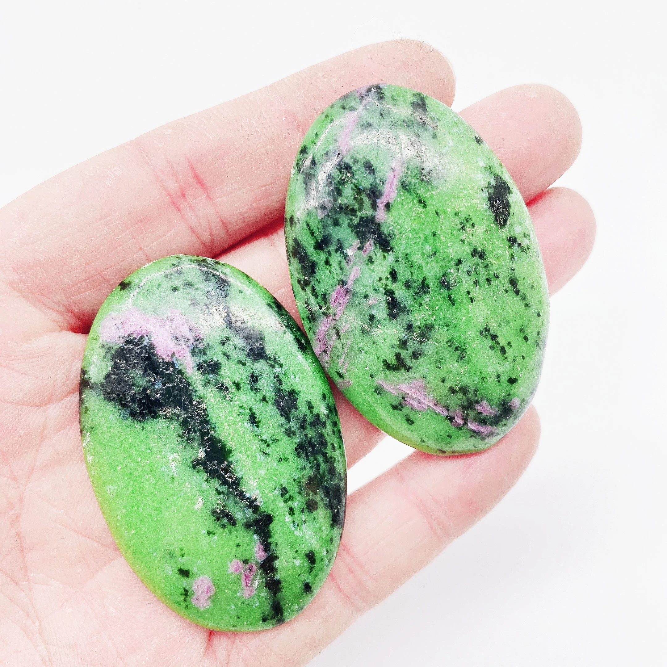 1pc Natural epidote Energy Reiki stone palm elliptic decoration Crystal Quartz Healing High Quality Gemstone For Gifts