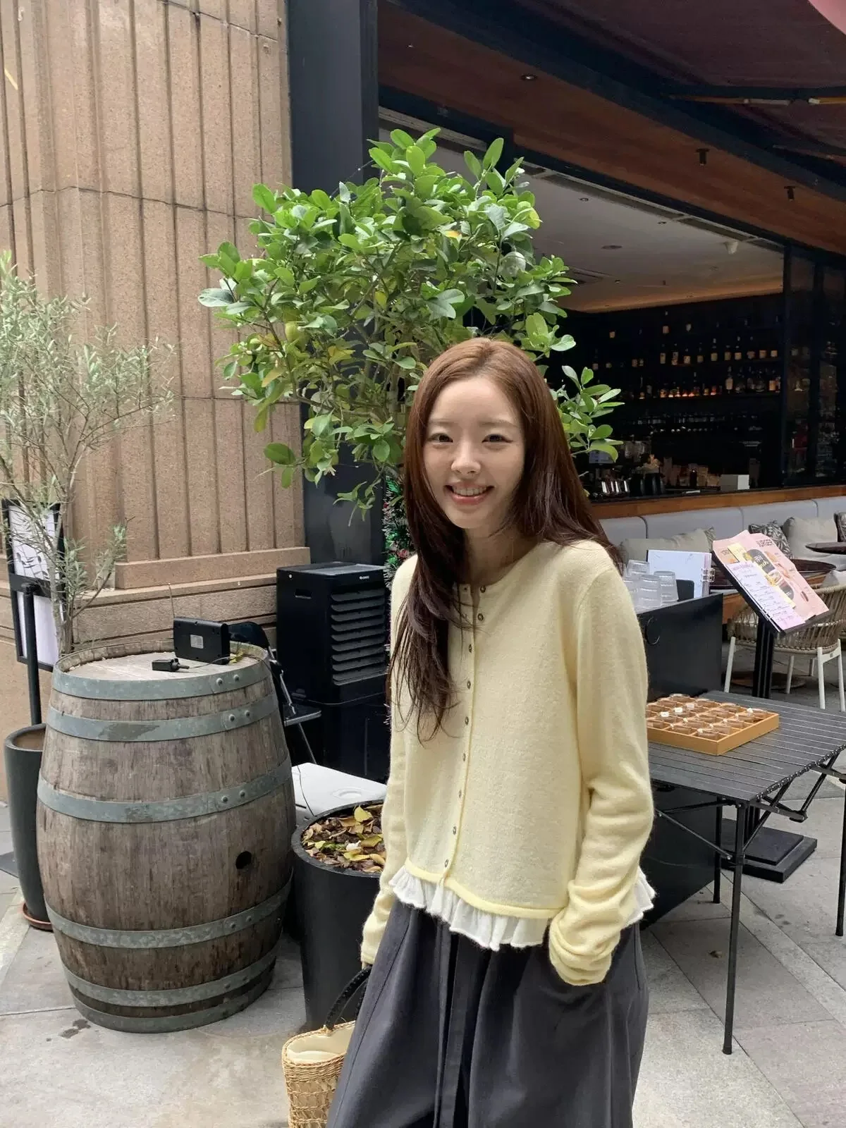 

Lilian Miluroom Early Spring Cr Color Blo Lace Trim Long Sve Knitted Open Cardigan Women's Loose Fit round Ne Butto...