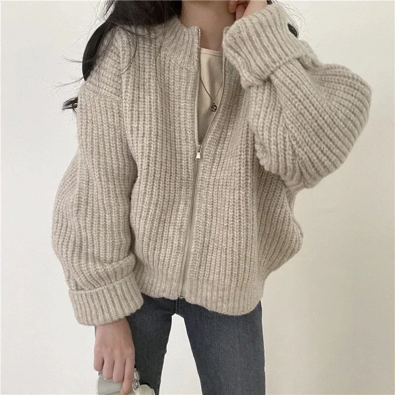 2024 Autumn Women\'s Knitted Jacket New Korean Chic Casual Sweater Coat Solid Color Zipper Thick O Neck Cardigans Women