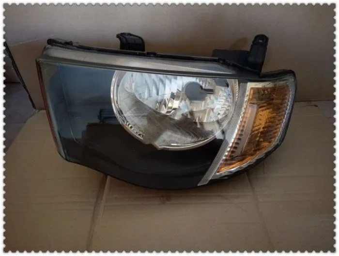 

Eosuns Car Corner Light Turn Signal Light for Mitsubishi L200 2005