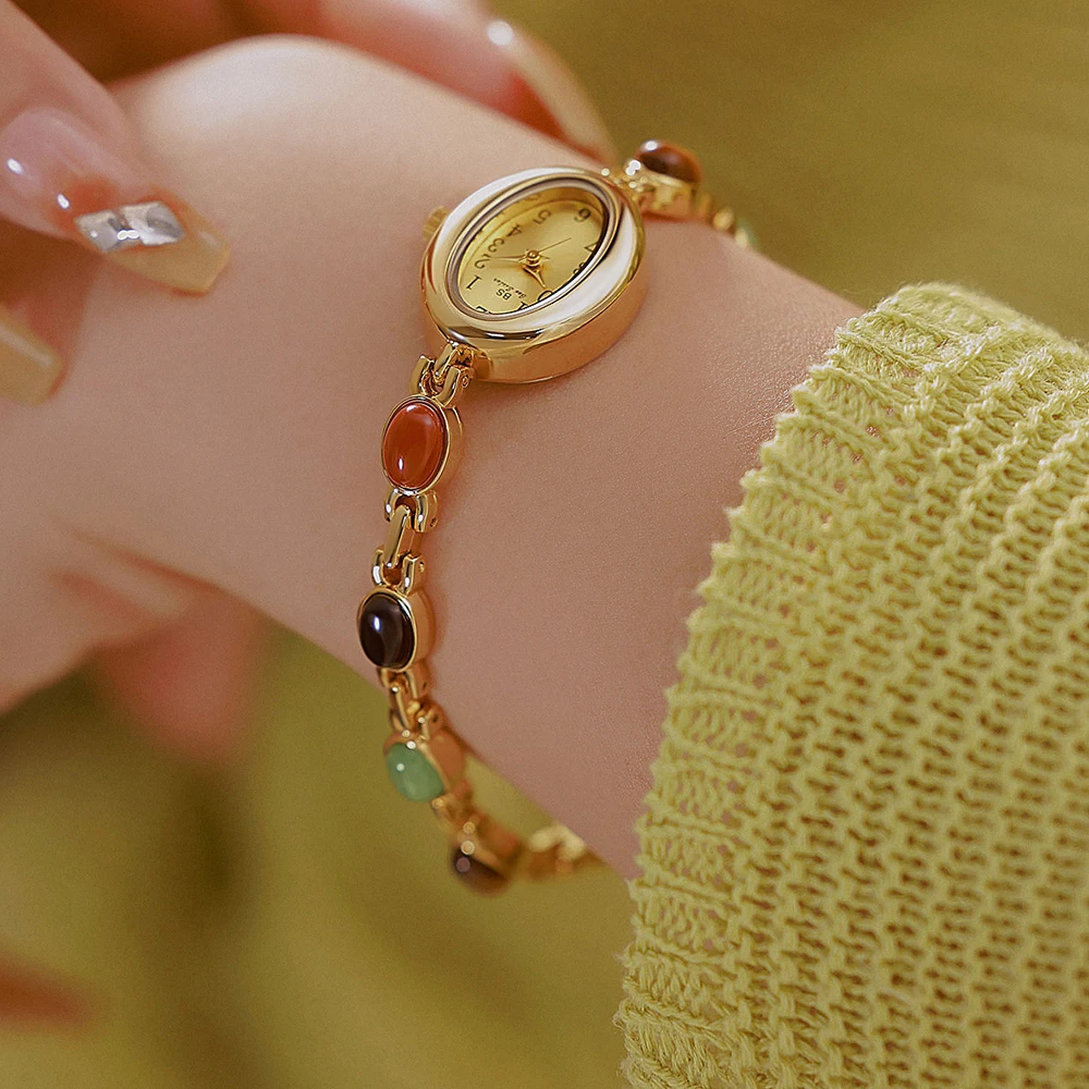 天然石付き腕時計 エレガントなカラフルな翡翠ブレスレット腕時計 レディース スモールウォッチ ファッションアクセサリー 女性へのギフト 2026