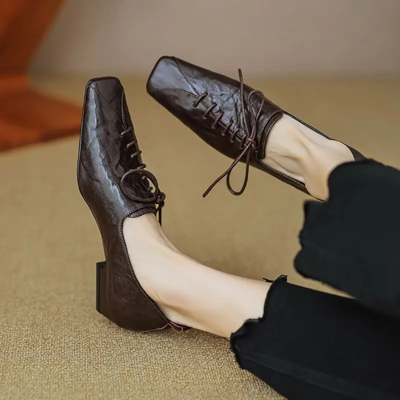 Neue Stil Lace-up Einfache frauen Müßiggänger Mode Neutral Einzelnen Schuhe Nische High-end-Sinn Niedrigen absätzen Büro damen Schuhe Getragen