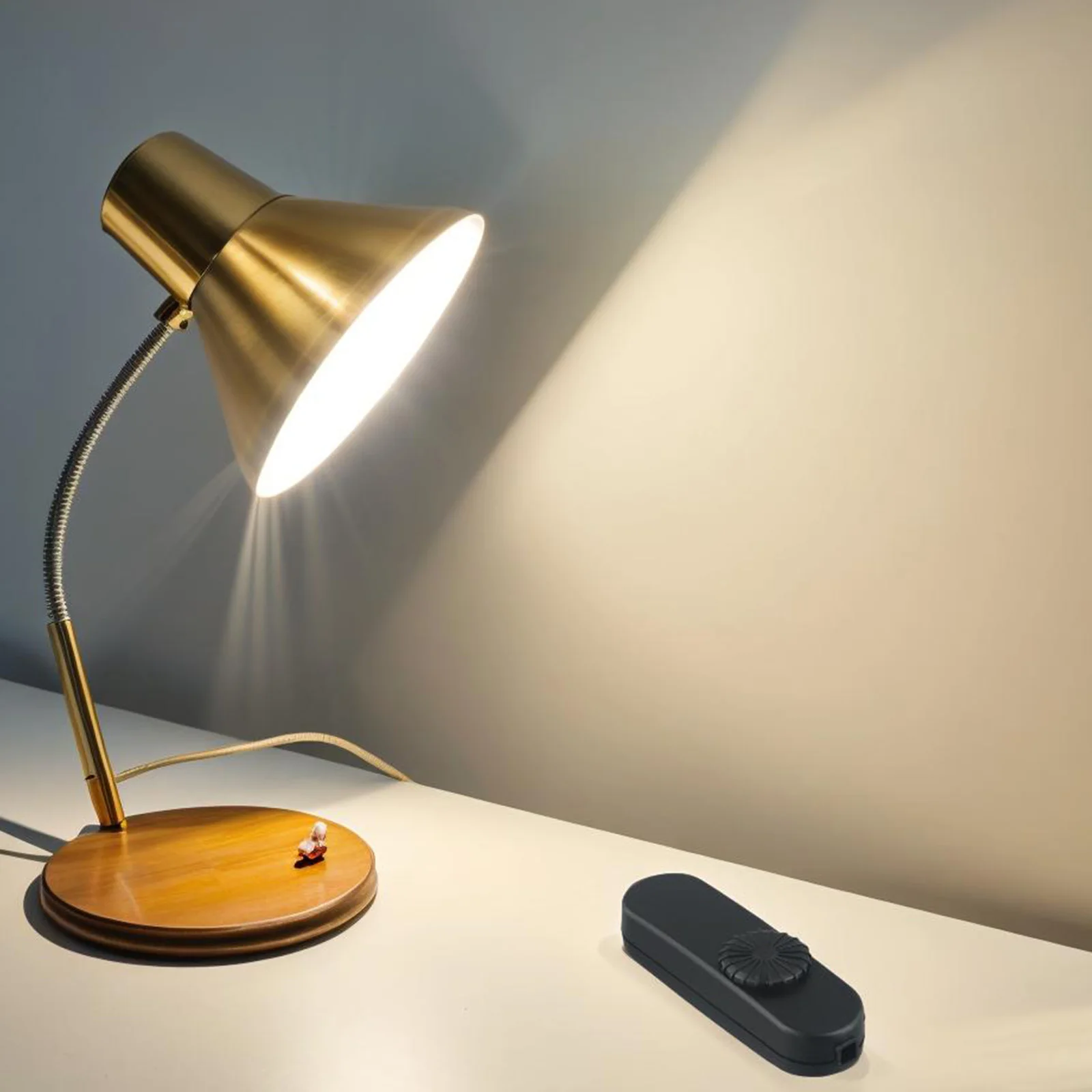 مفتاح خافت LED خالي من الأزيز، تعتيم سلس، توافق متعدد الاستخدامات، نطاق تعتيم قابل للتخصيص، سهل التركيب