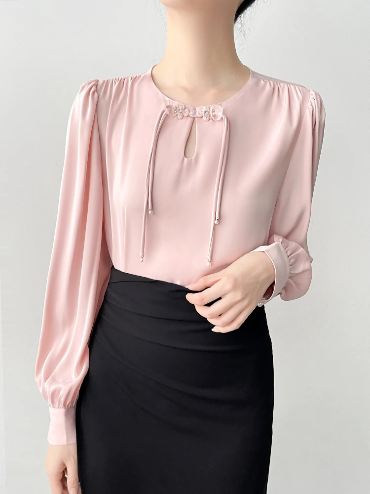 

Корейская женская блузка из розового атласа с длинными рукавами, новинка, дизайнерская модель Minori, в китайском ретро-стиле, с бахромой и пуговицами