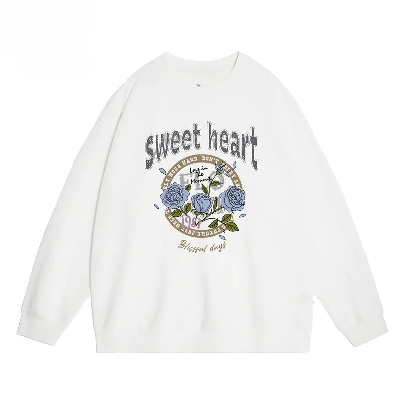 

This American Retro Rose-printed Round-neck Hoodie Is A Loose Design for Women's Autumn and Winter Wear