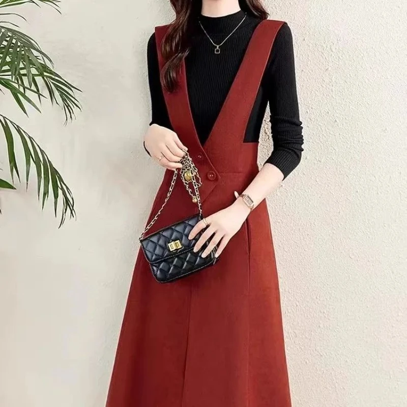 

Red Strap Dress for Women's Spring and Autumn New Style Fashionable Slim Long Skirt Design