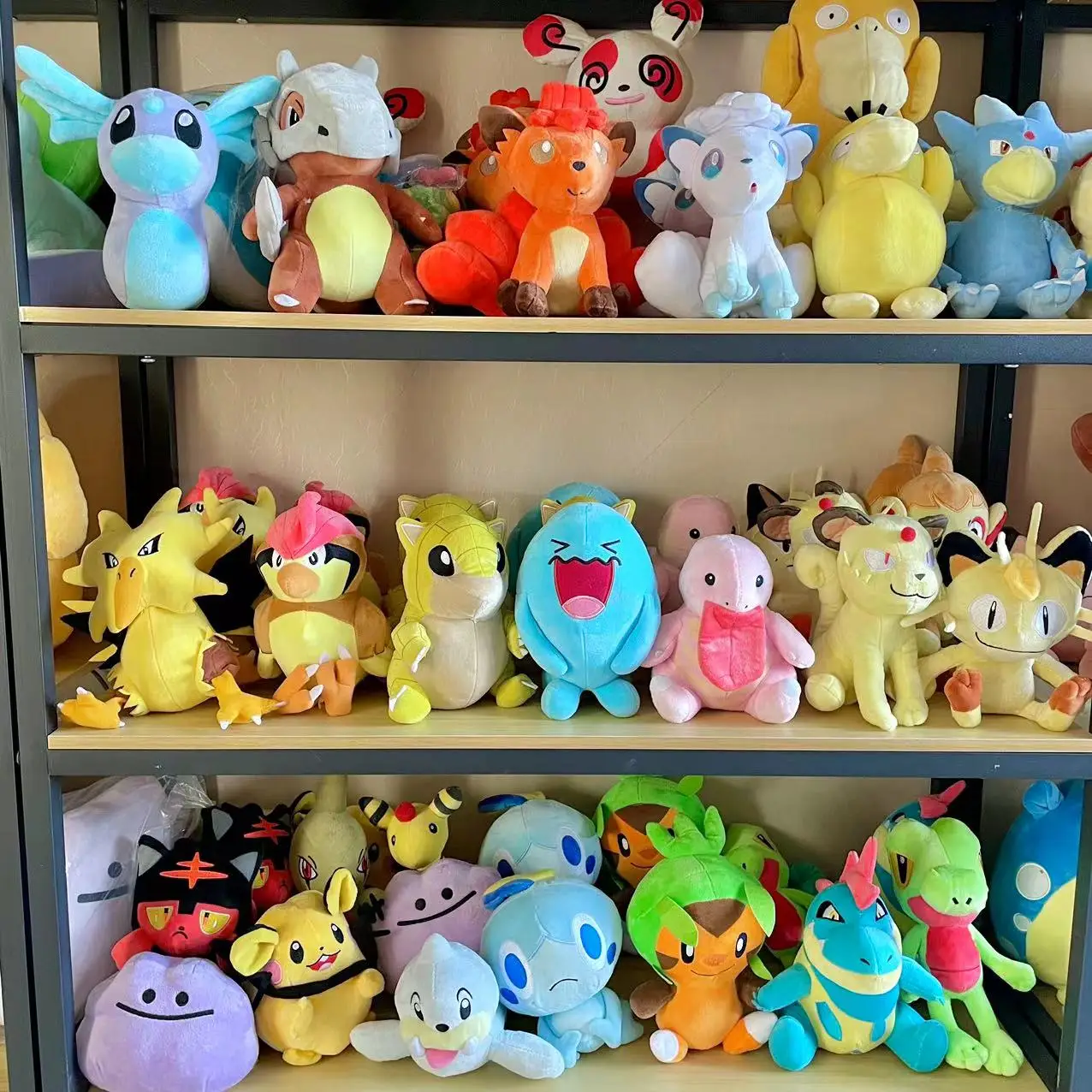 Peluche Pokémon Cyndaquil Chikorita Pikachu, jouet mignon, Golresines Quilava SLaura tle Butter Cartoon Marill Ditto Plushie, cadeau pour enfants, 20cm, nouveau