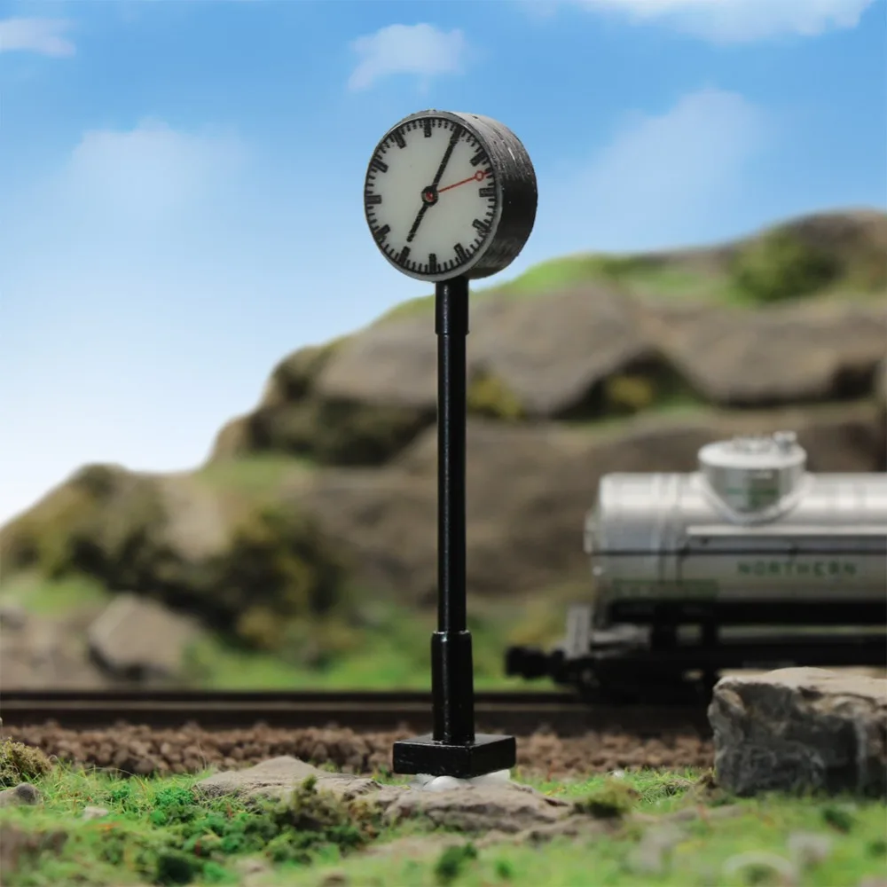 1:87 Model Railway Building Layout Clock Model Lamp Train Fake Sand Table Track Buildings Accessories For Mini Sandbox Scene