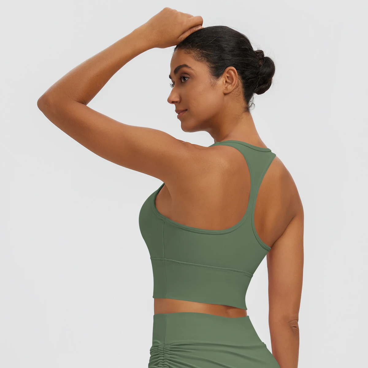 Schnell trocknendes, sexy Yoga-Top in I-Form, stoßdämpfendes Lauf-Yoga-Oberteil mit Brustpolster, einfarbiges Sommer-Fitness-Oberteil für das Training. – Detail 21