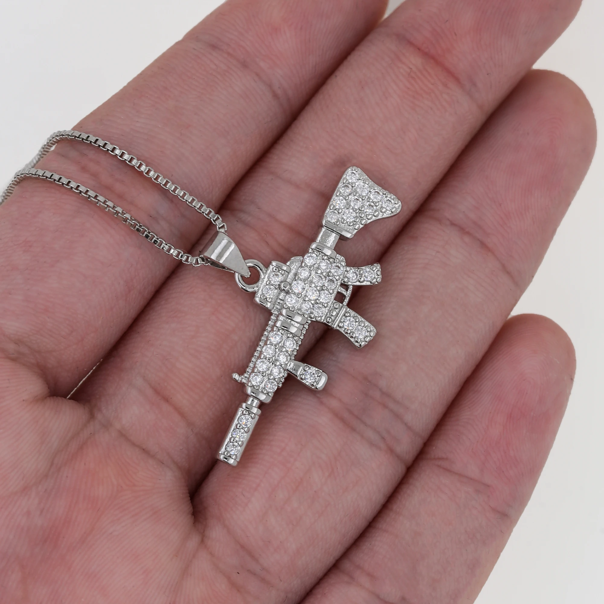 2025 رائجة البيع الاصطناعي الزركون النحاس بندقية هجومية نمط قلادة قلادة للرجال مجوهرات عصرية ساحرة #6