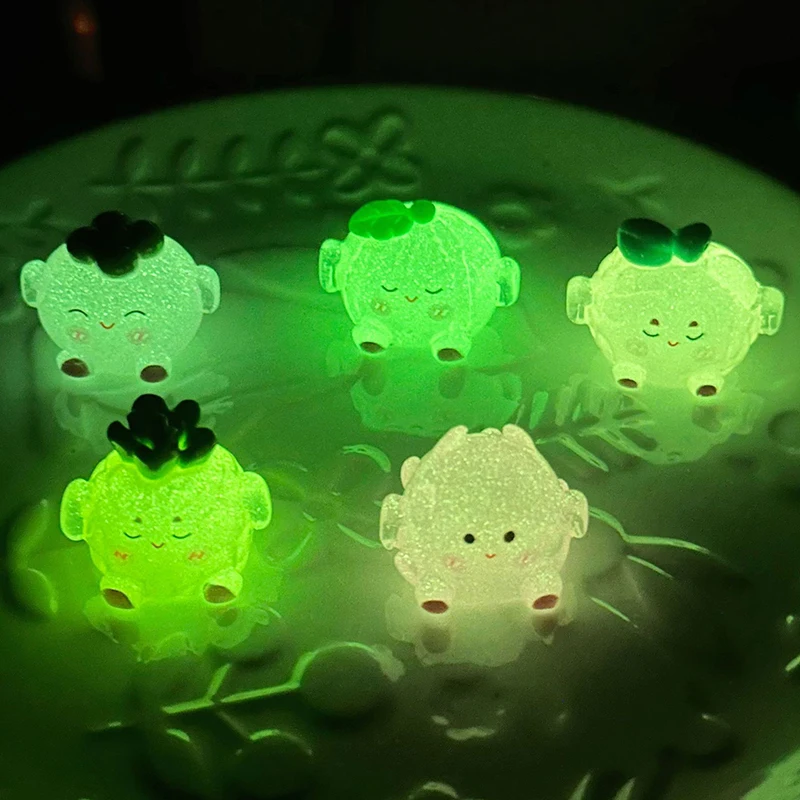 3pcs Luminous Fruit Doll Micro Landscape Figure Ornament Outdoor Glowing Miniature Statue Potted Mini Garden Accessories