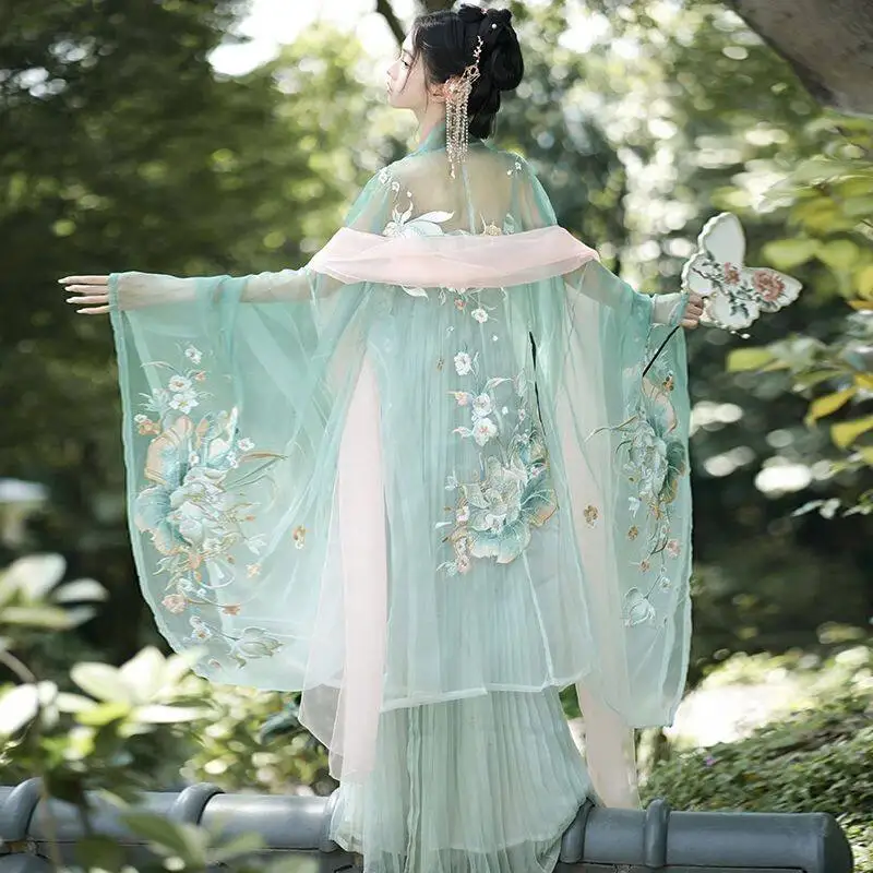 Hanfu female crocodile skirt large-sleeved shirt full set of antique spring and summer embroidery chest-length