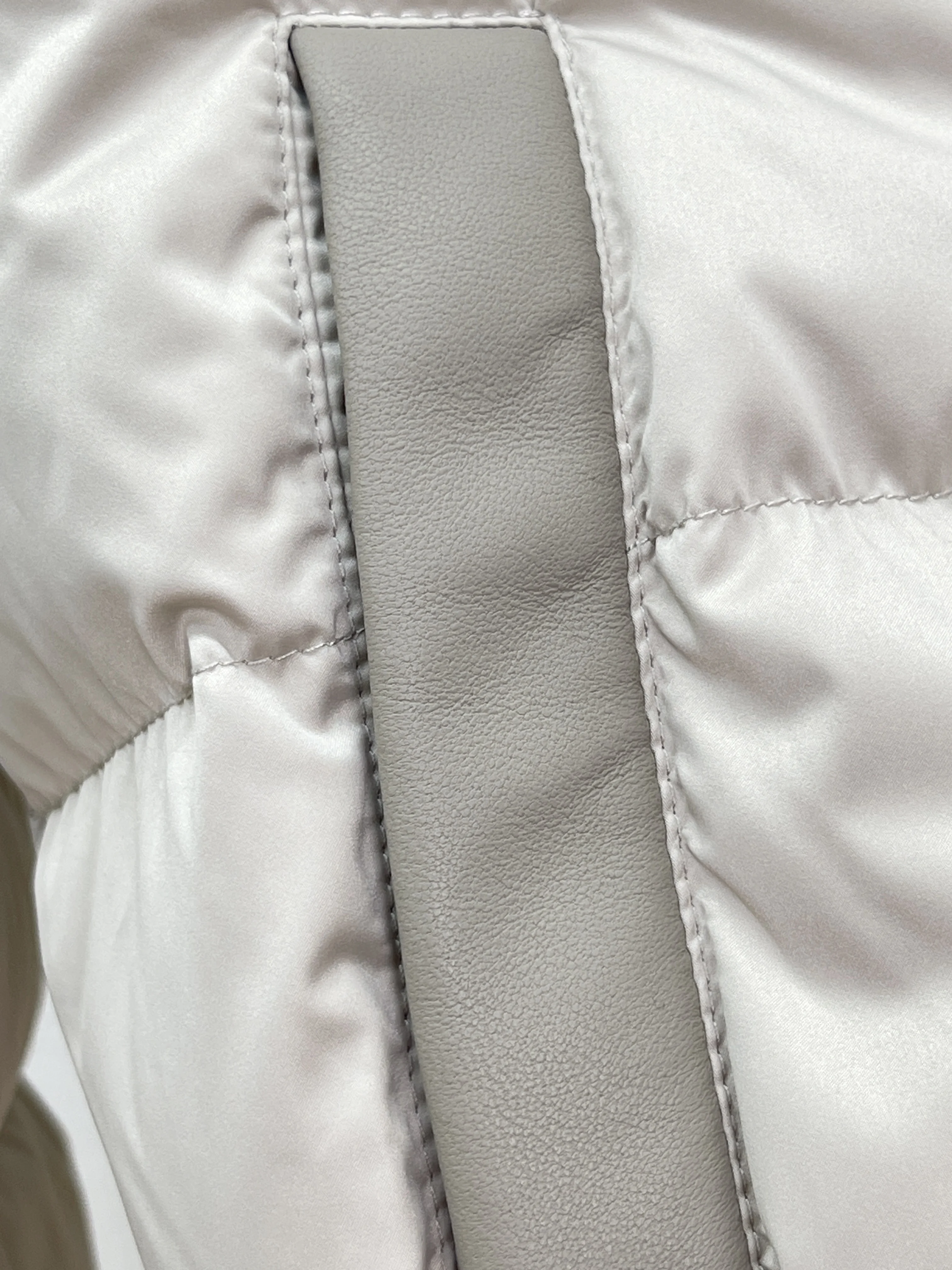 Automne et hiver nouvelle mode de haute qualité cachemire Double face en Nylon faux deux pièces conception col montant doudoune d'oie pour