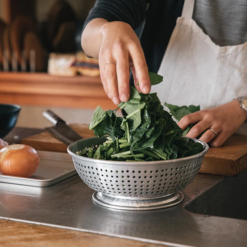 

Легкая алюминиевая корзина для овощей в ретро-стиле, корзина для фруктов, столовые приборы, поддон для слива воды, подставка для стаканов с контролем уровня воды