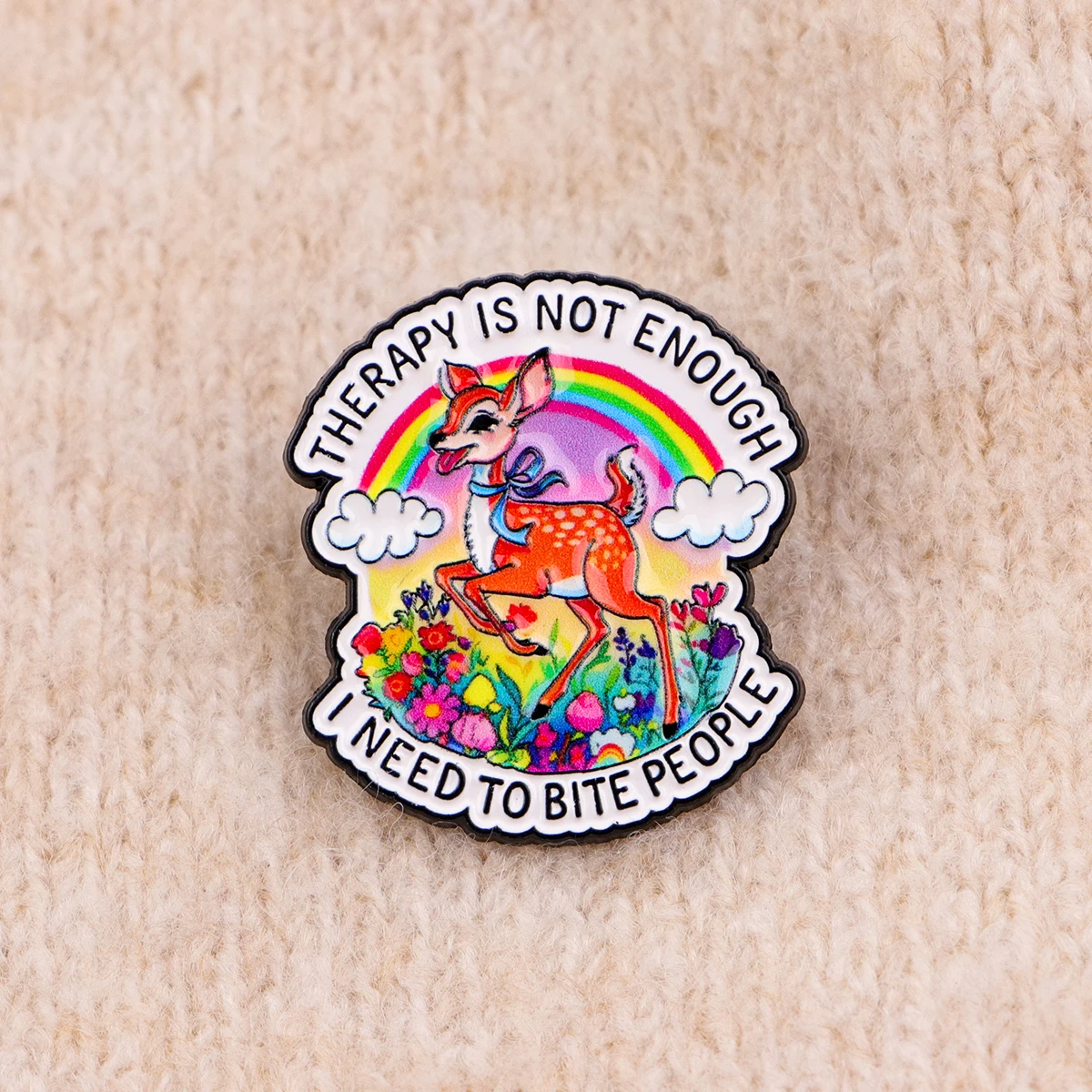 Pins Esmaltados con Citas Sáti - Anime Cosplay Nombre reseña y precio