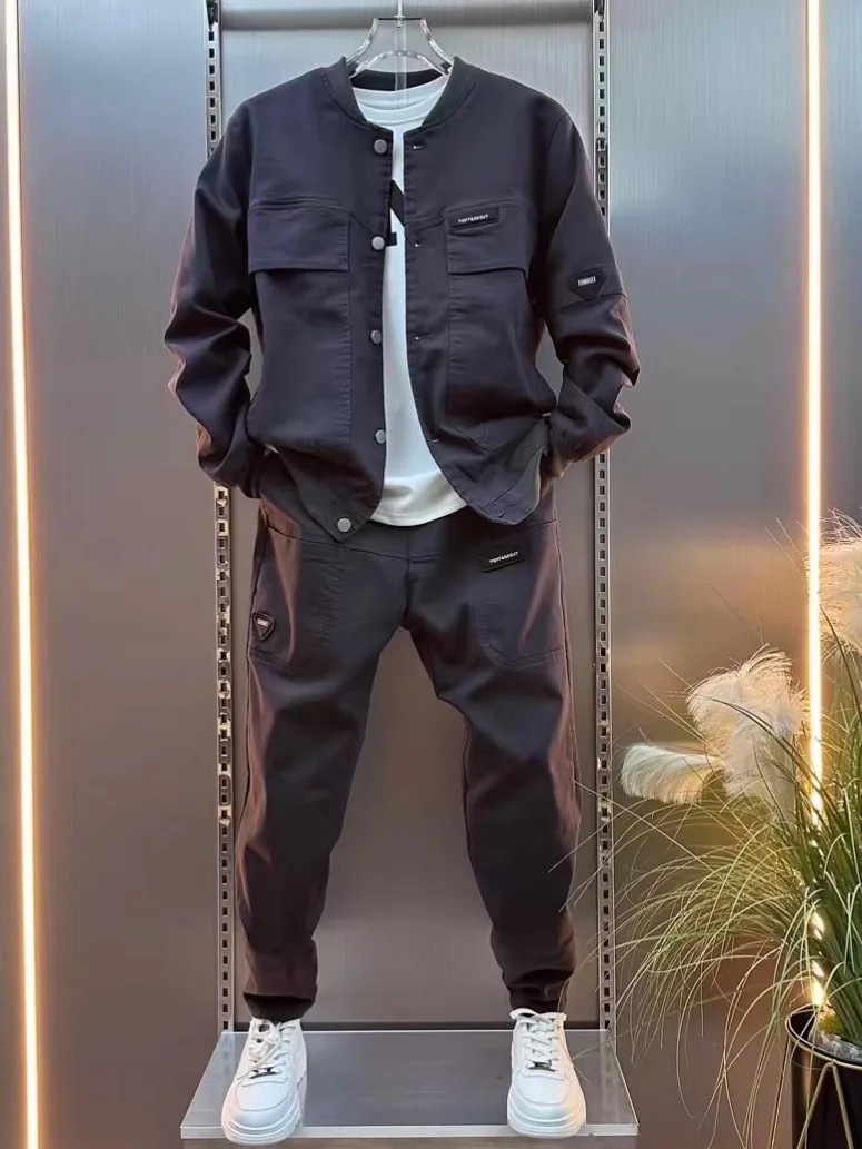 

Модный осенний повседневный спортивный джинсовый мужской комплект из двух предметов: куртка с длинным рукавом и брюки из хлопка и полиэстера, рабочая одежда