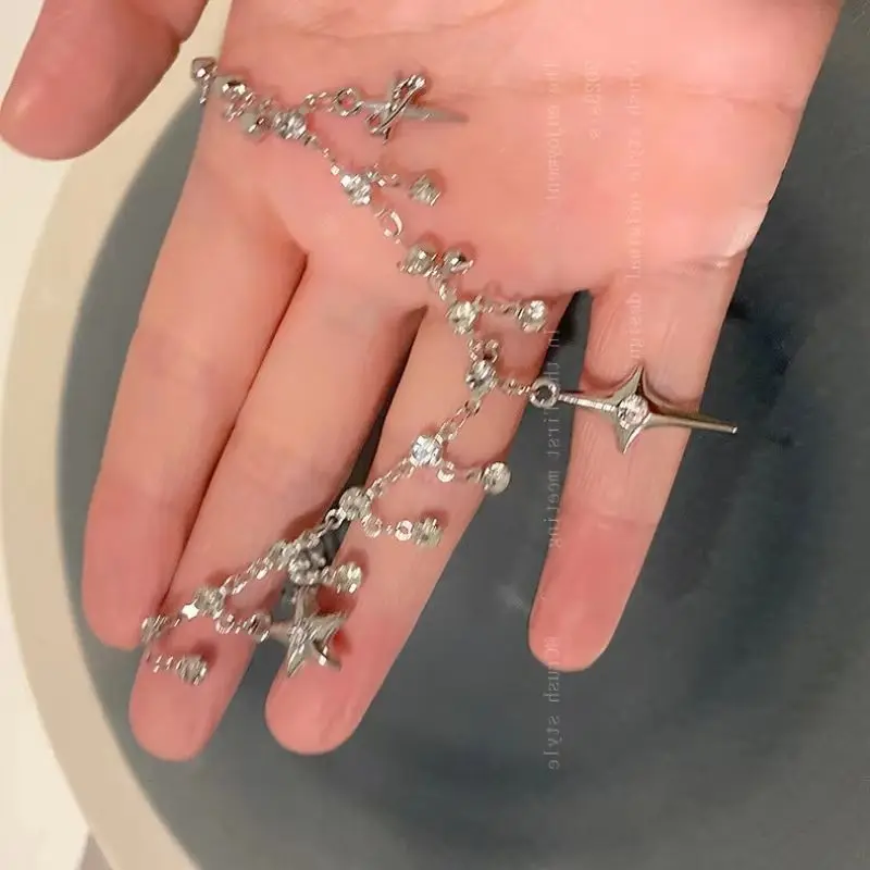 

Zircon Clavicle Chain Cross Necklace Elegant Crystal Tassel Design Trendy Aesthetic Jewelry for Ladies