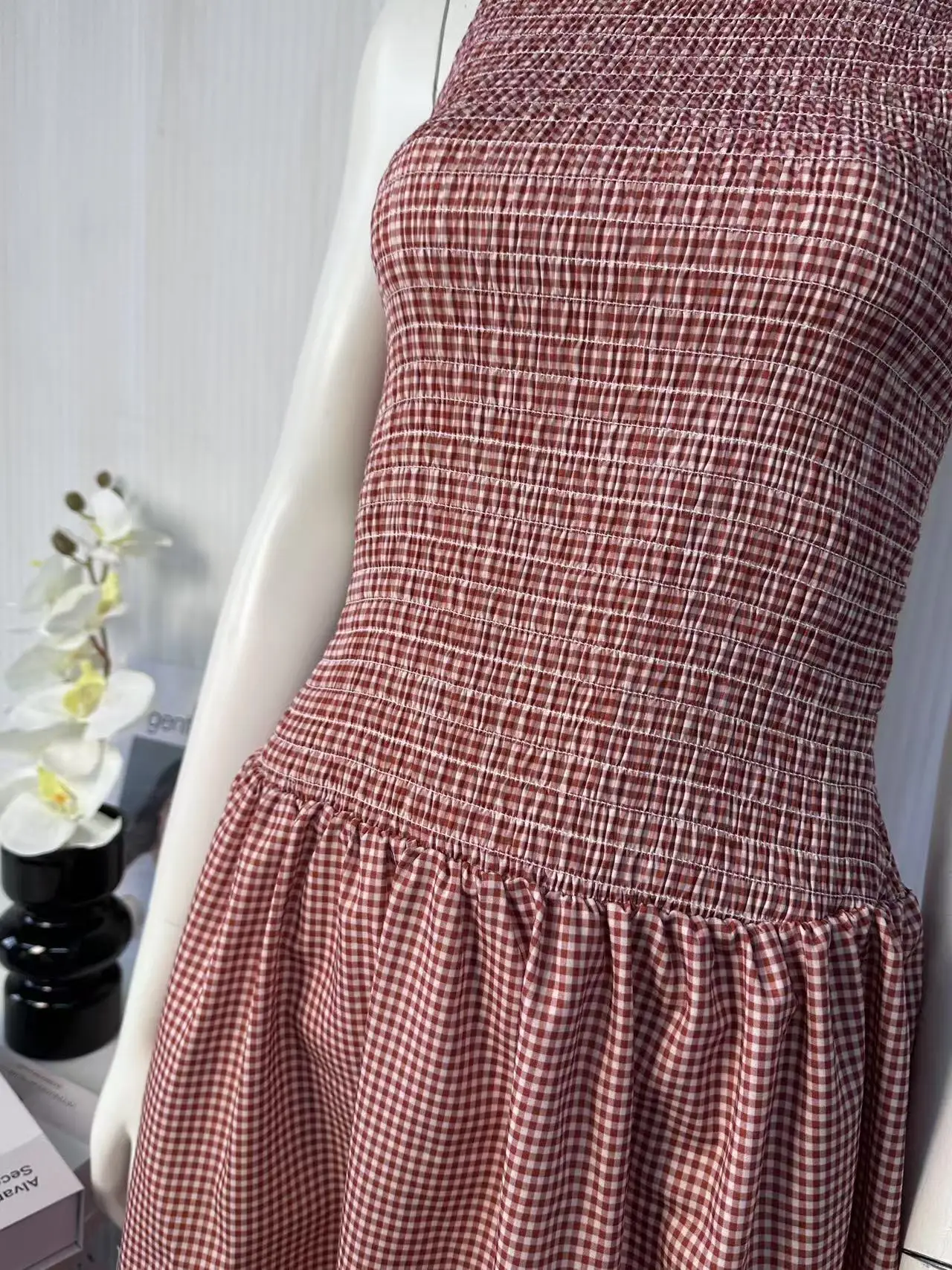 Kondala Chic Casual Plaid Vrouwen Jurken Plaid O-hals Geplooide Mouwloze Lange Trui Jurk 2025, Mode Zomer Vrouwelijke Vestido