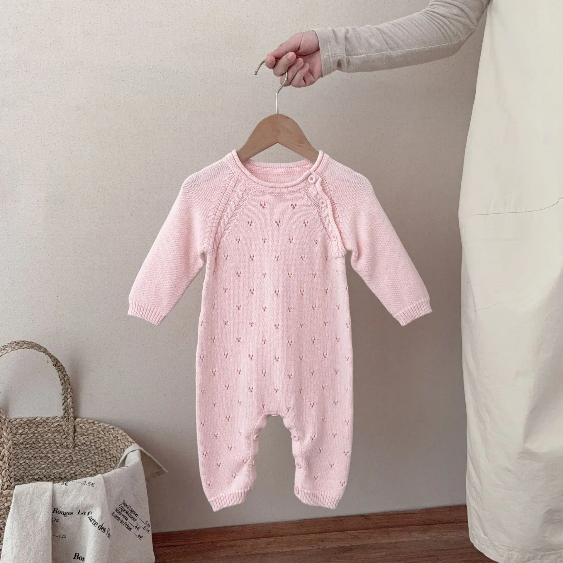 Baby Sweater Jumpsuit for Spring and Autumn, New Children's Baby Pure Cotton Knitted Long Sleeved Hollow Out Outerwear