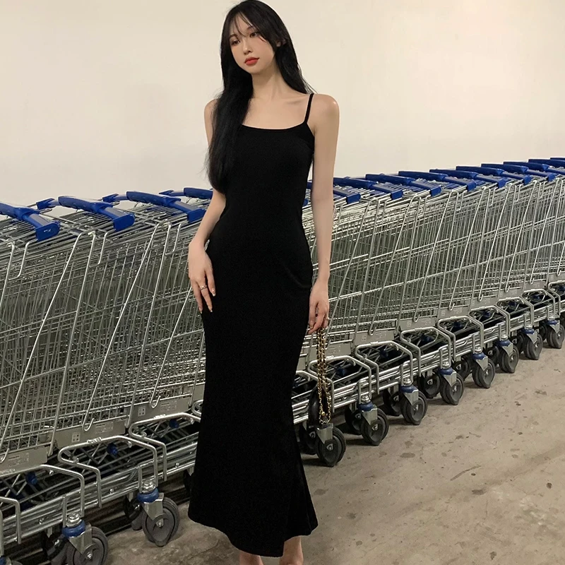 Women's Sling Long Fishtail Dress Sexy Tight-fitting Dress Two Lines Chic Dress