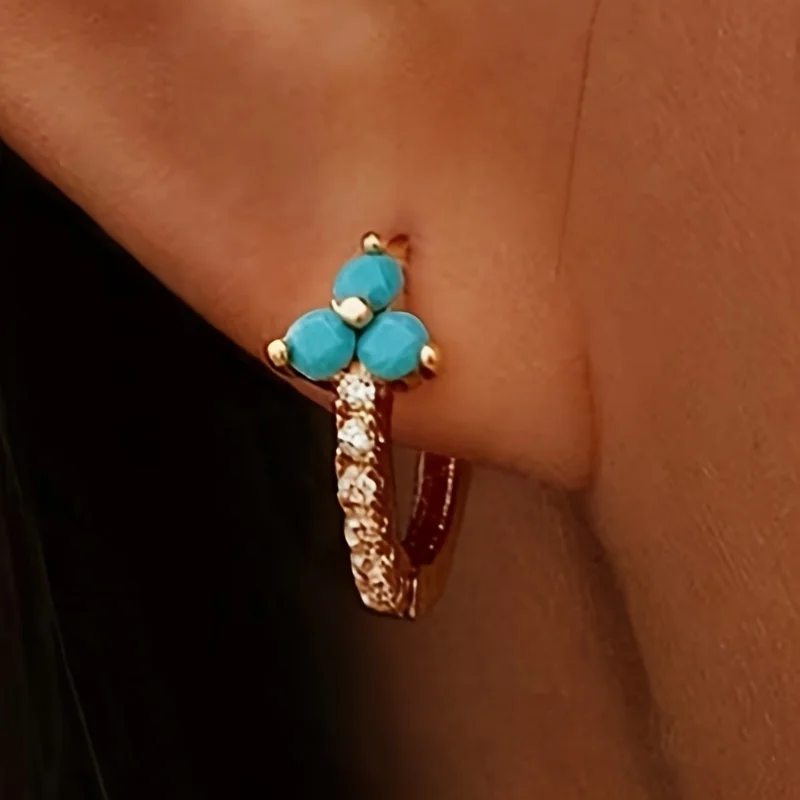 Blaue Blumen-Design-Creolen für Damen, neu gestaltete, zierliche Damen-Ohraccessoires, ausgefallenes Geschenk, luxuriöser Modeschmuck