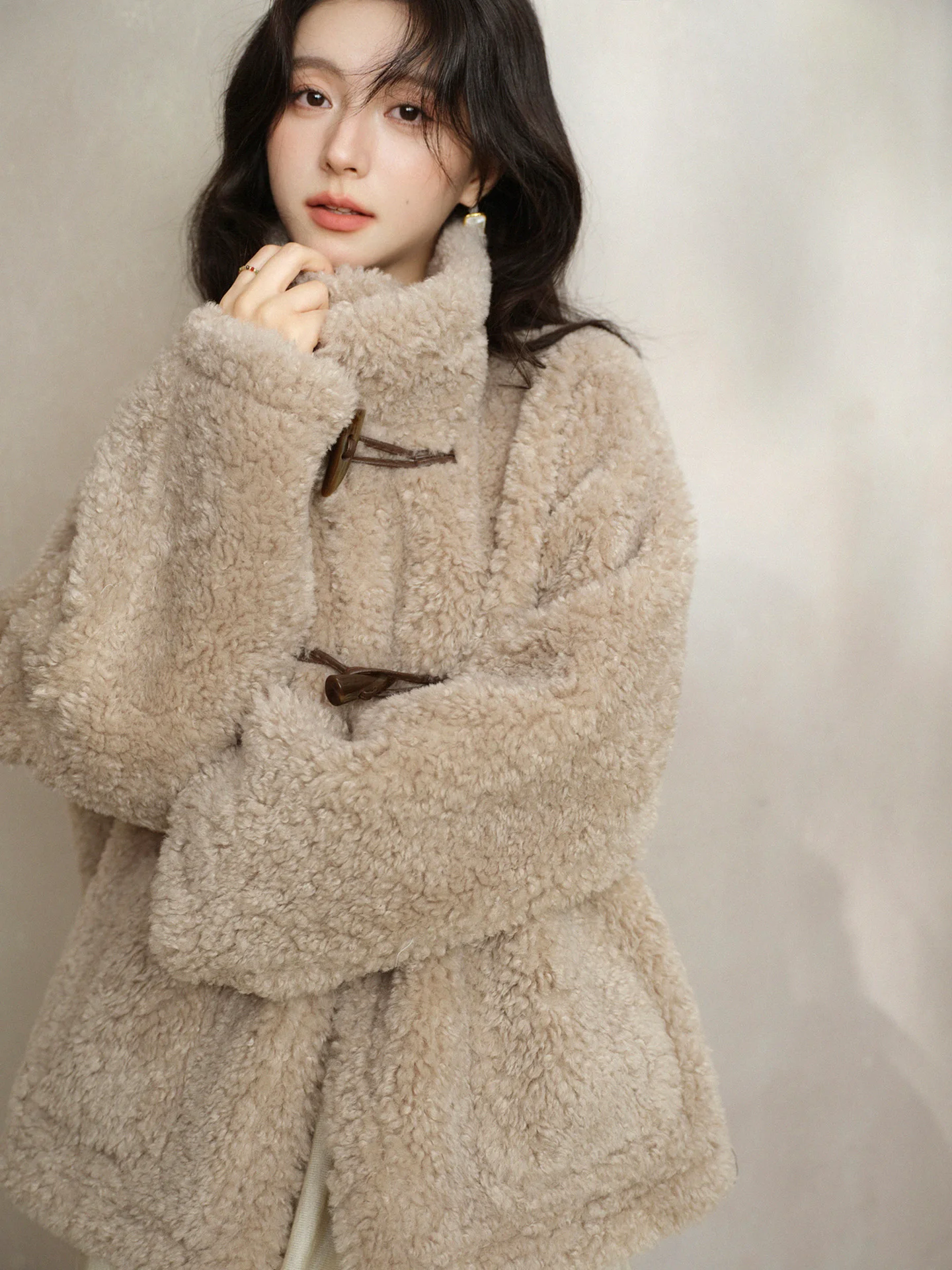 دافئ أفخم تبديل سترة المرأة سيدة الشتاء معطف قصير الوقوف طوق لينة رقيق ملابس خارجية خمر ملابس يومية غير رسمية نمط المظهر