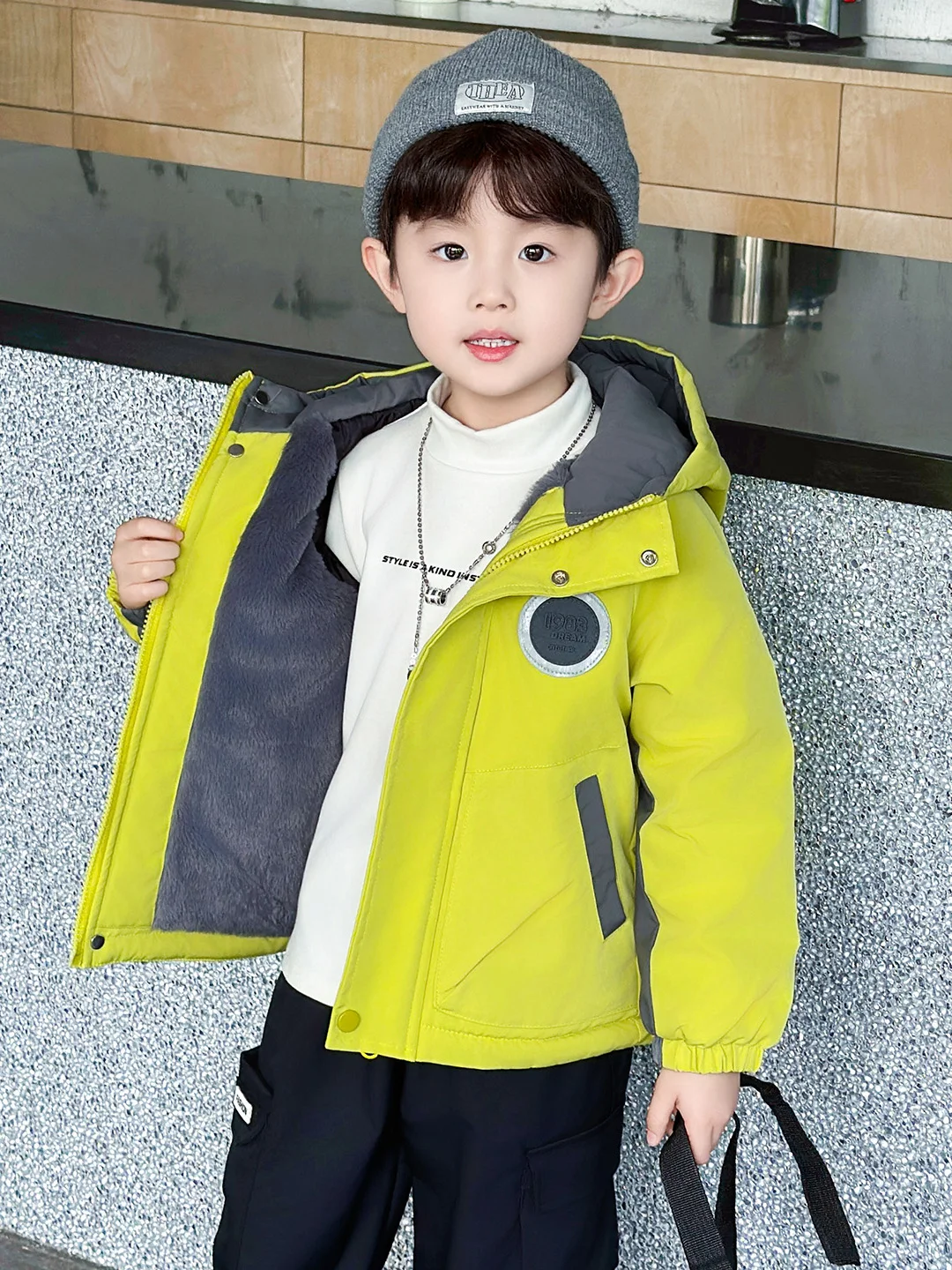 

Утепленная куртка из кроличьего меха для мальчиков, оранжевая с зелеными вставками, ветровка с капюшоном, осенне-зимнее стильное и модное пальто для мальчиков