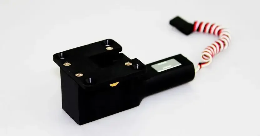 Dynam Ø3.1 3.6 4.1 hole 90º E-Retract 39.5G main gear /nose gear DY-1123 1124 for aircraft weight : 1-3.0 kg  torque:3.5kg.cm