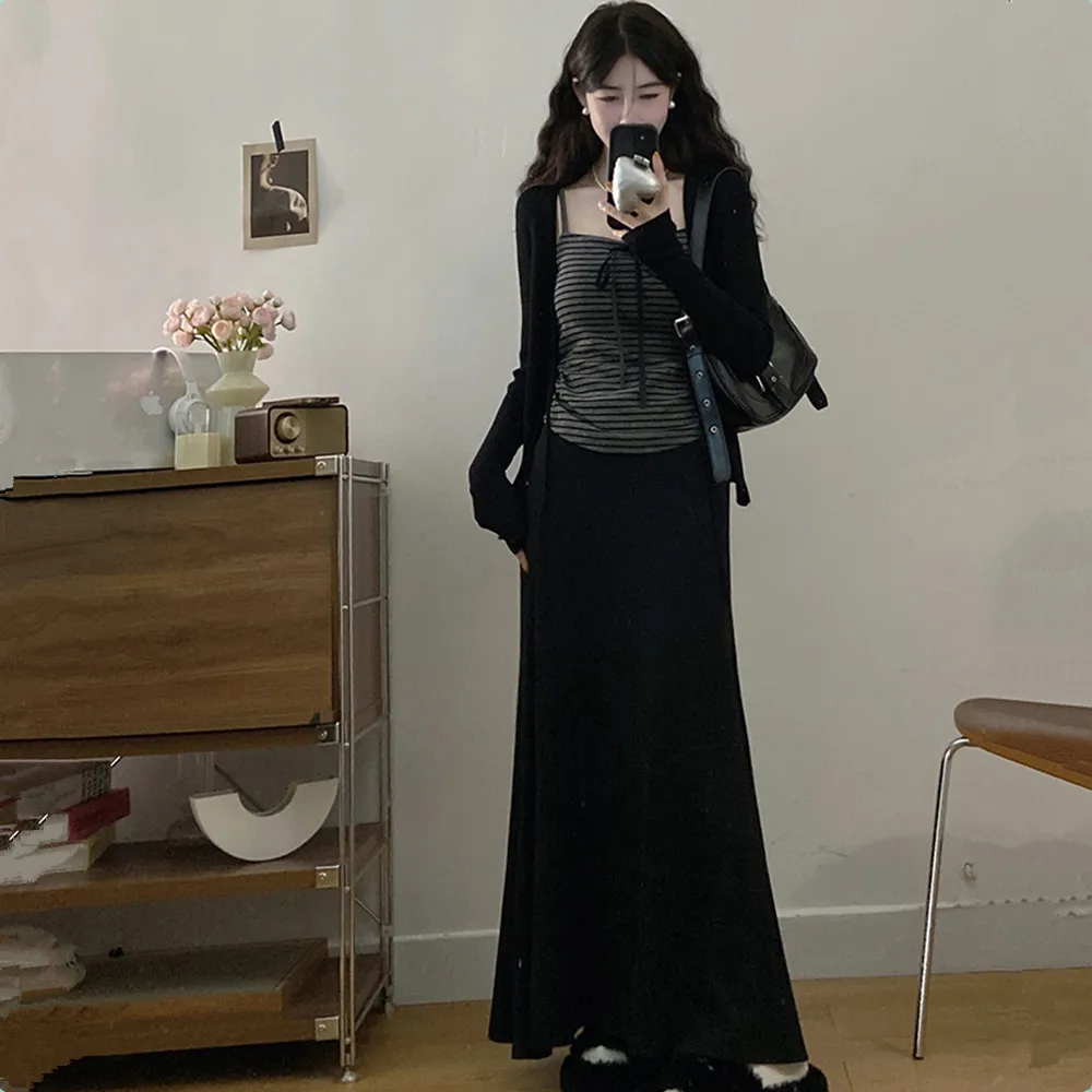 Conjunto de Saia Slimming de Cintura Alta com Cardigan Listrado Aberto, Tamanho Plus, Moda Coreana, Nova Chegada de Outono para Mulheres